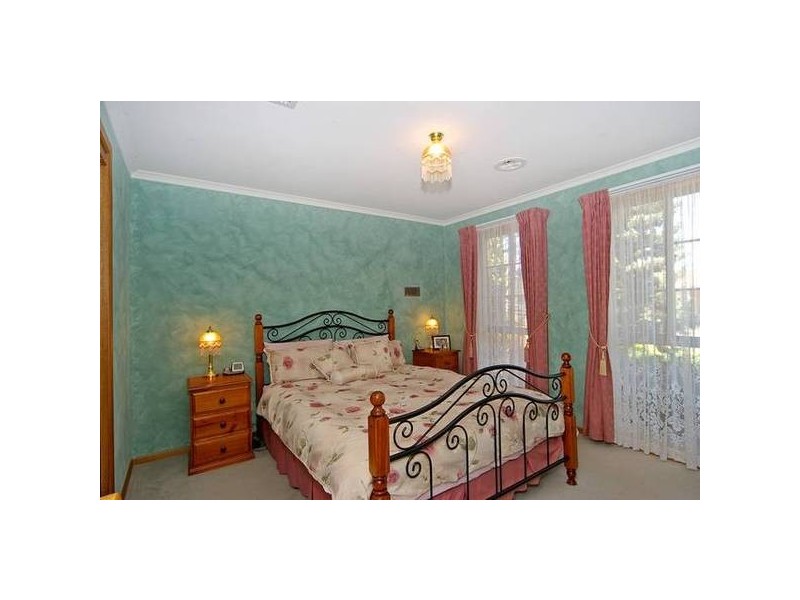 1 Ferry Close, Wyndham Vale VIC 3024