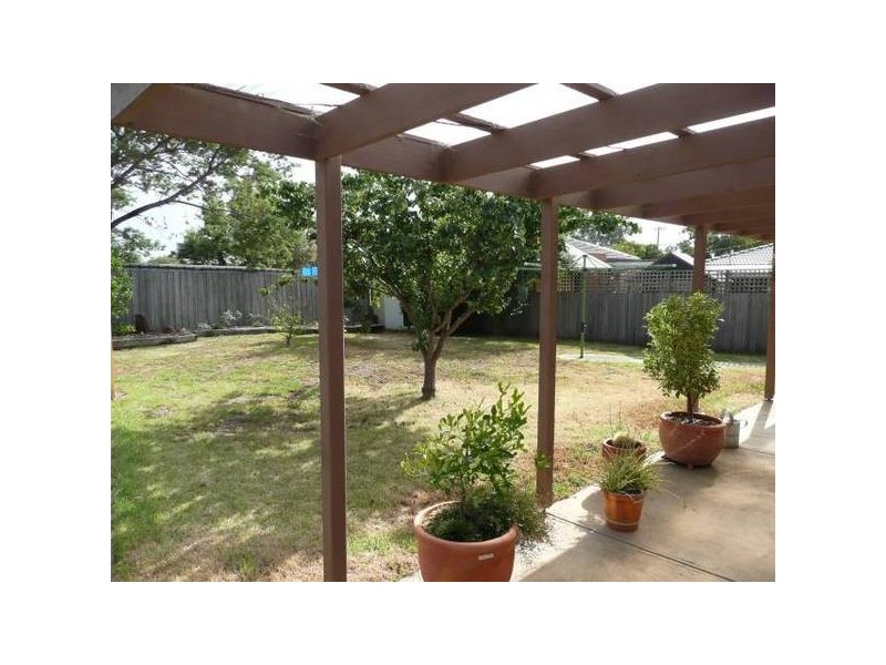 2 Kimberley Road, Werribee VIC 3030