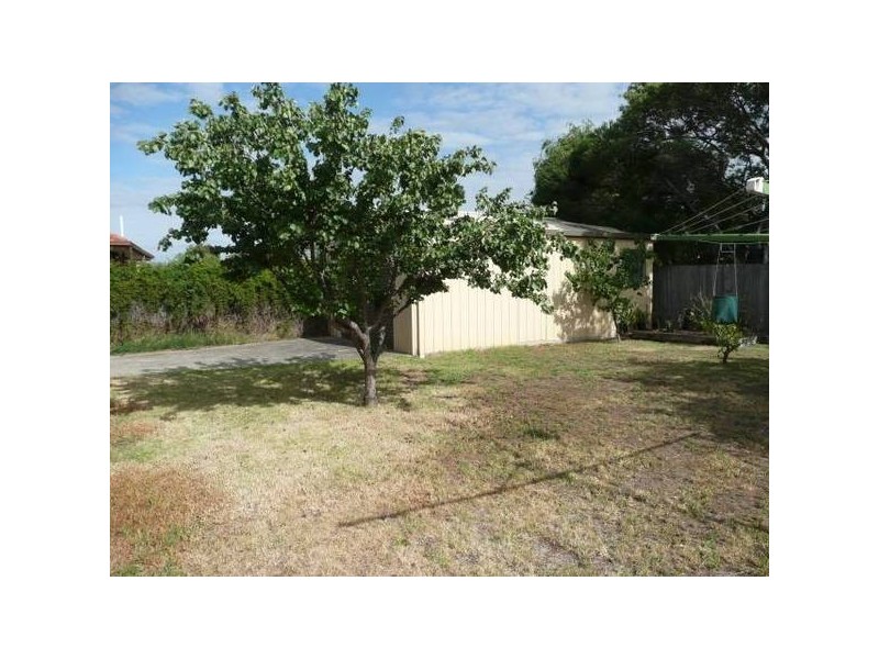 2 Kimberley Road, Werribee VIC 3030