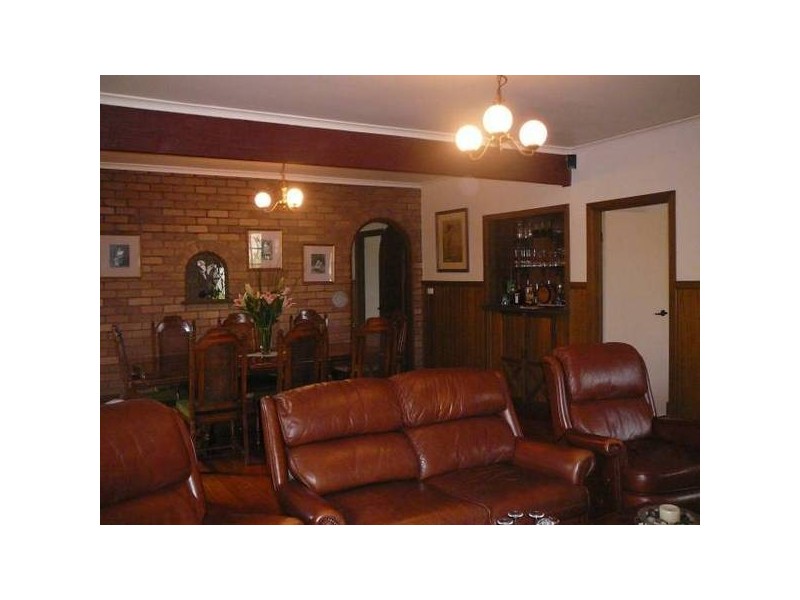 15 Mossfiel Drive, Hoppers Crossing VIC 3029