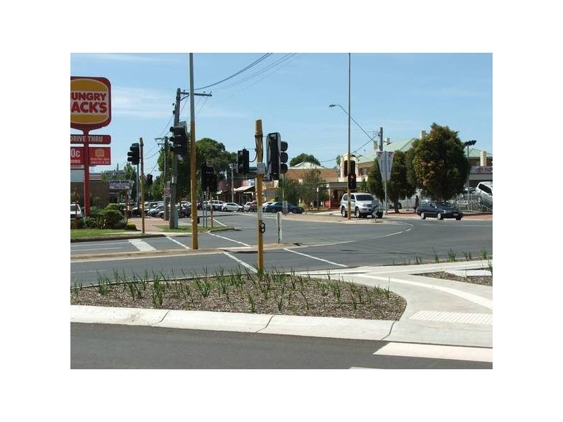 1/203 Watton Street, Werribee VIC 3030