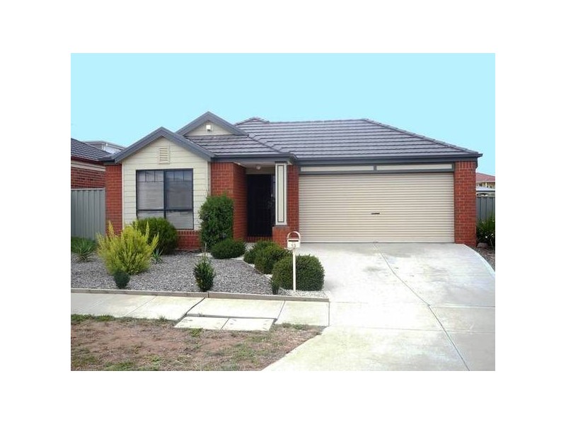 13 Melpomene Boulevard, Tarneit VIC 3029