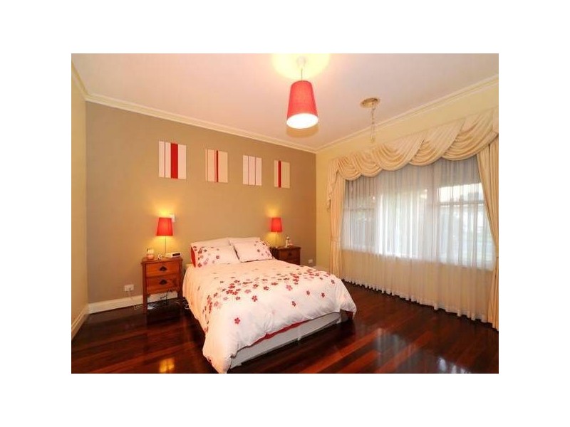 15 Willow Tree Drive, Werribee VIC 3030