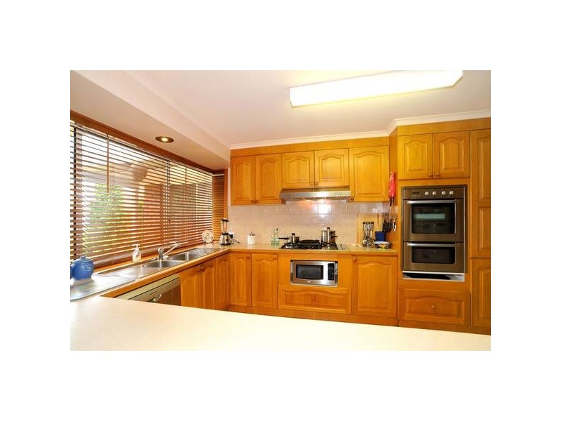 10 Bluebell Court, Hoppers Crossing VIC 3029