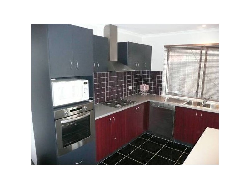 8 Nichollii Court, Wyndham Vale VIC 3024