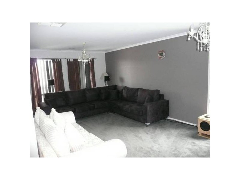 8 Nichollii Court, Wyndham Vale VIC 3024