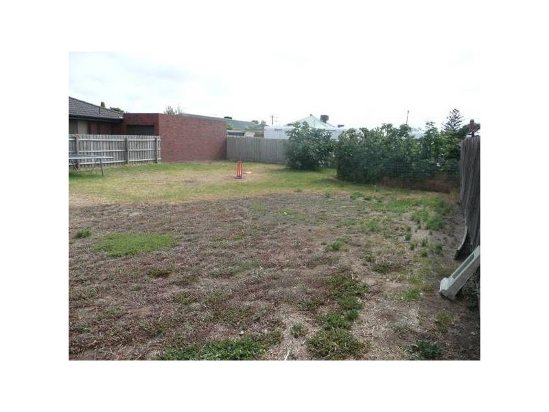 77 Market Road, Werribee VIC 3030