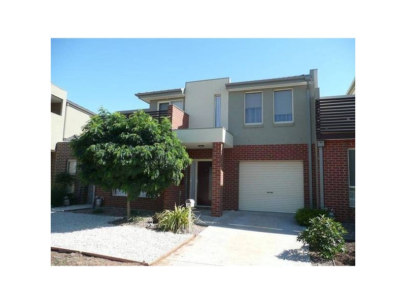 35 Almond Close, Werribee VIC 3030