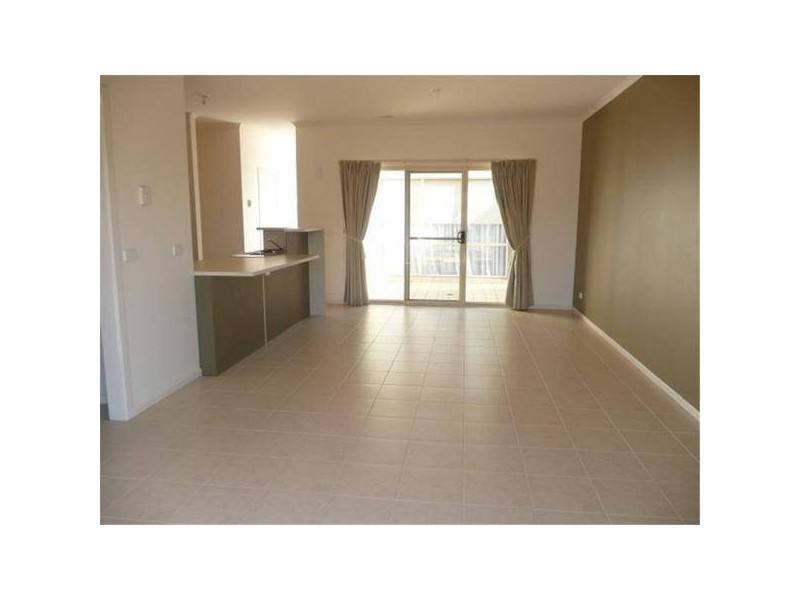 35 Almond Close, Werribee VIC 3030