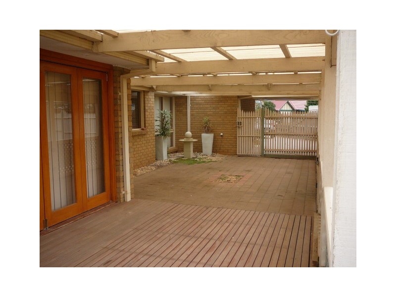 3 Rory Court, Werribee VIC 3030