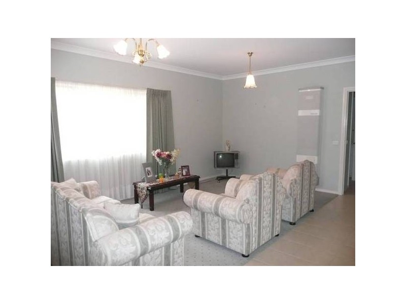 8 Atrium Drive, Tarneit VIC 3029