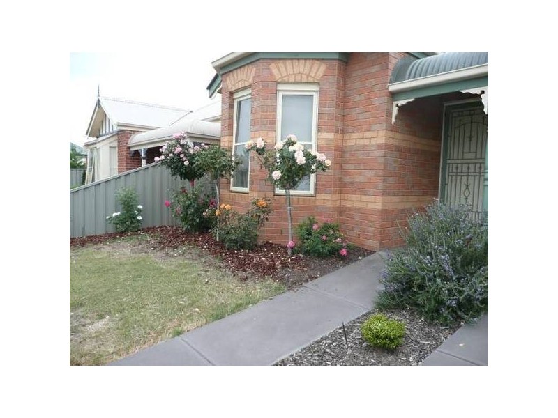 8 Atrium Drive, Tarneit VIC 3029