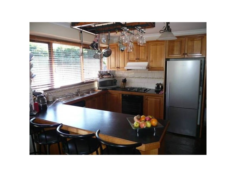 11 Sheoak Court, Hoppers Crossing VIC 3029