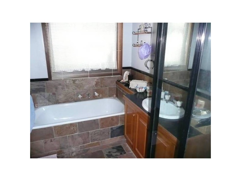 11 Sheoak Court, Hoppers Crossing VIC 3029