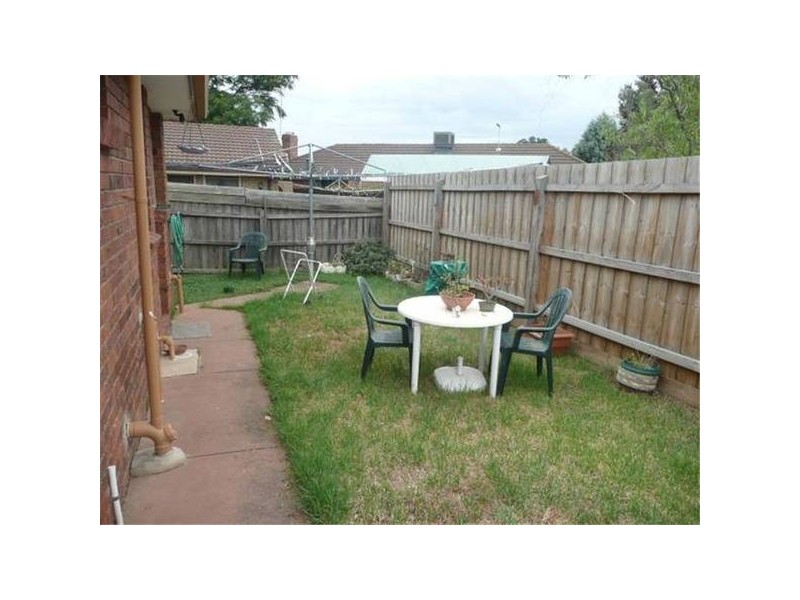 4/227-229 Greaves Street, Werribee VIC 3030