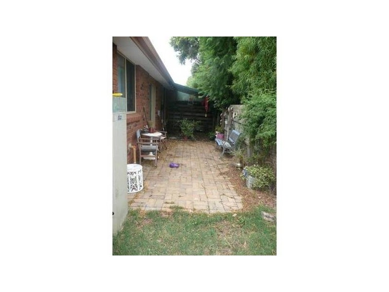 4/227-229 Greaves Street, Werribee VIC 3030