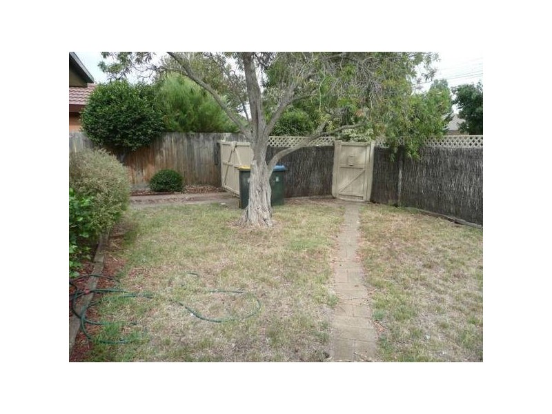 3 Elizabeth Avenue, Werribee VIC 3030