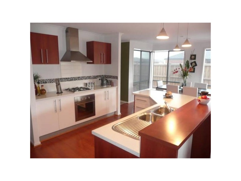 32 Azure Drive, Tarneit VIC 3029