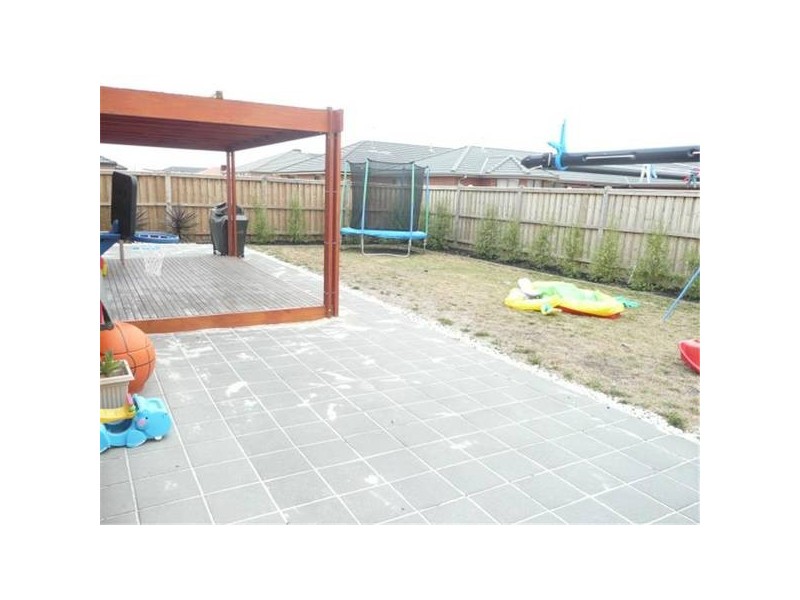 32 Azure Drive, Tarneit VIC 3029