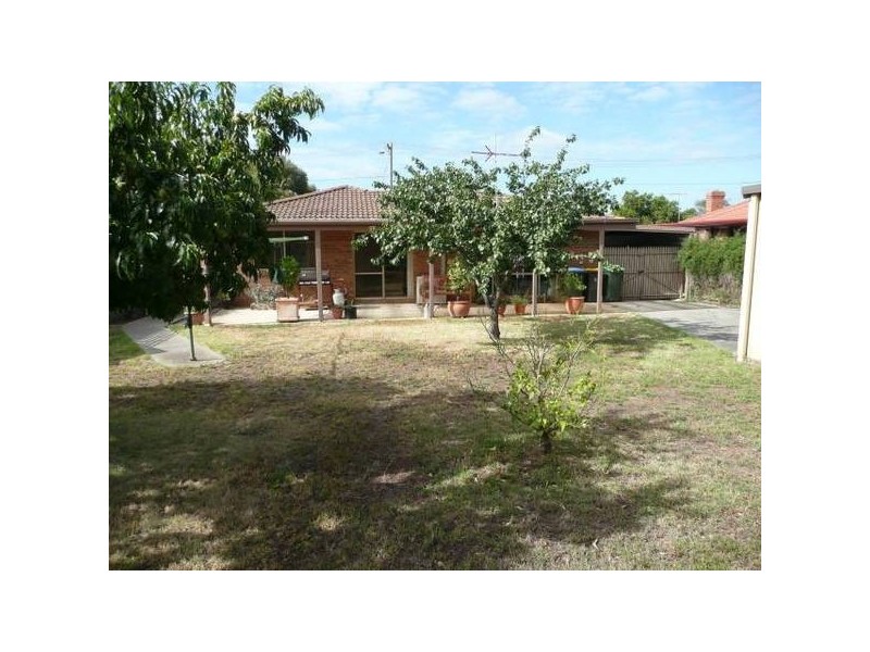 2 Kimberley Road, Werribee VIC 3030