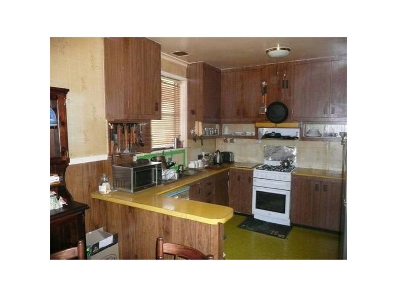 12 Kaye Crescent, Laverton VIC 3028