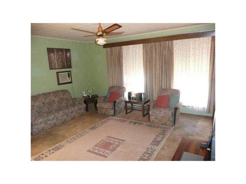 12 Kaye Crescent, Laverton VIC 3028