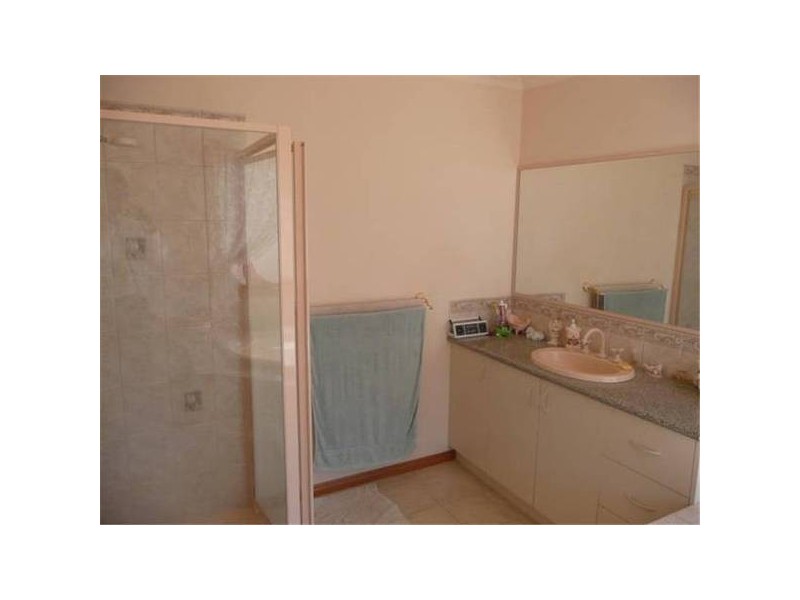 10 Creekview Way, Wyndham Vale VIC 3024