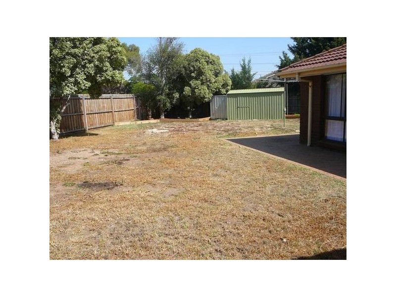 8 Trevino Close, Hoppers Crossing VIC 3029