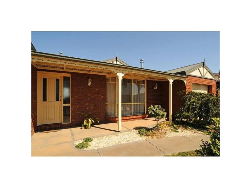 232 Wattle Avenue, Werribee VIC 3030