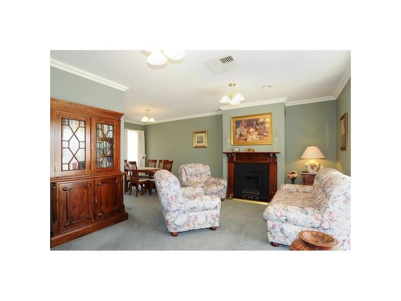 232 Wattle Avenue, Werribee VIC 3030