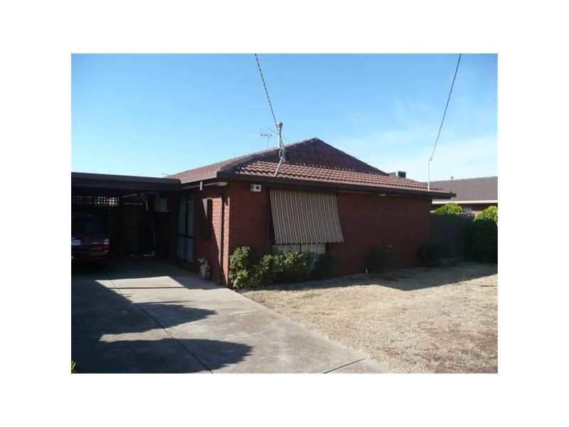 103 Songlark Crescent, Werribee VIC 3030