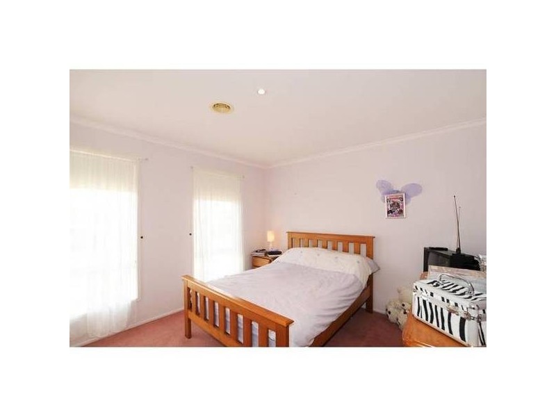 17 Dongala Drive, Werribee VIC 3030