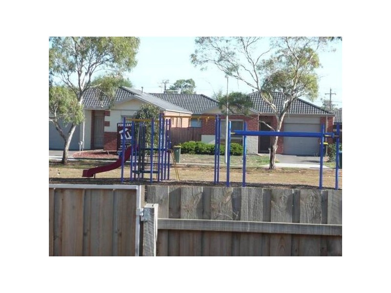 8 Eldan Drive, Werribee VIC 3030