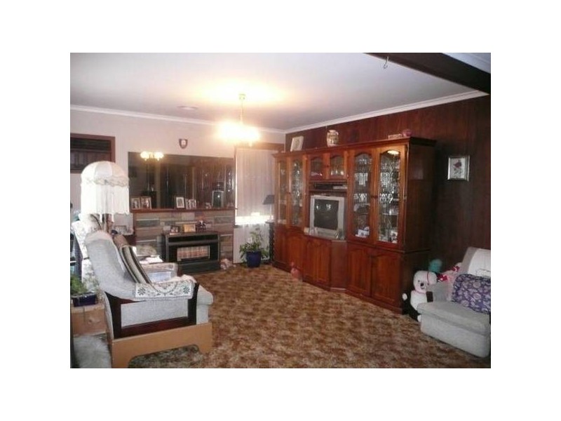 8 Gossamer Street, Werribee VIC 3030