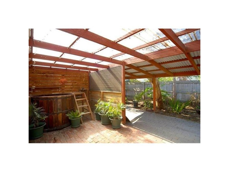 30 River Street, Little River VIC 3211