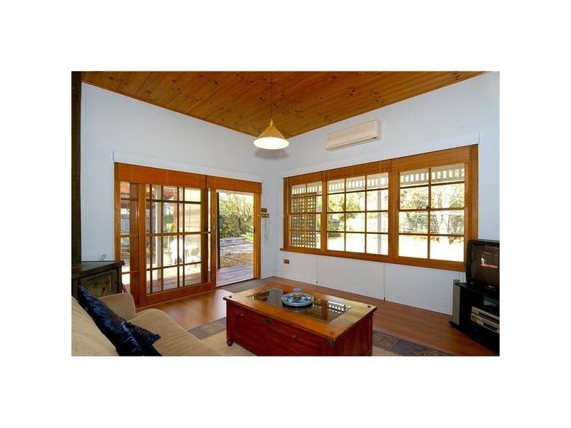 30 River Street, Little River VIC 3211