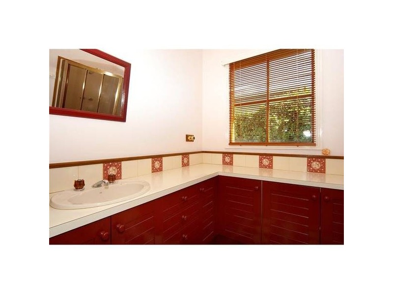 30 River Street, Little River VIC 3211