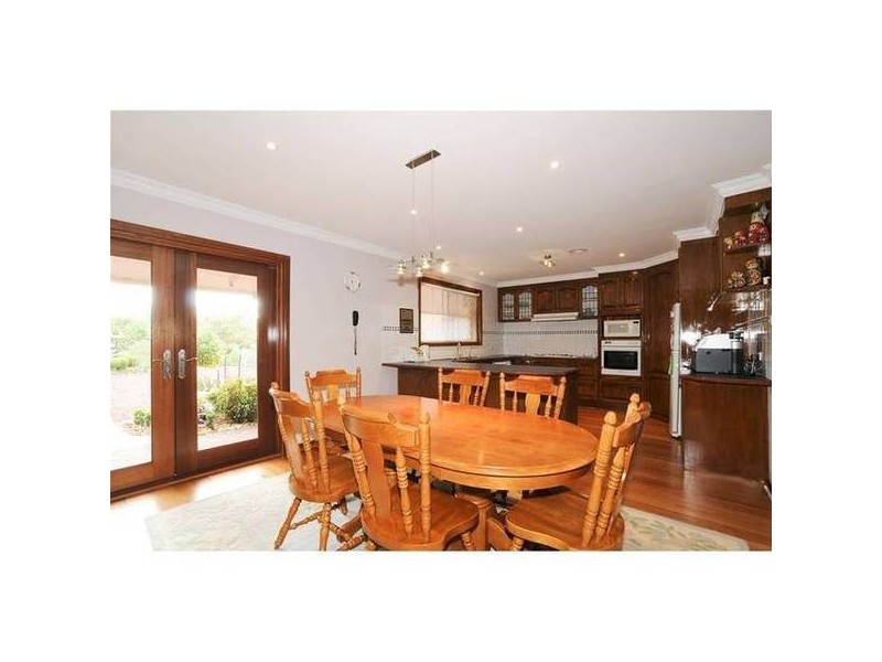 4 Bennett Close, Hoppers Crossing VIC 3029