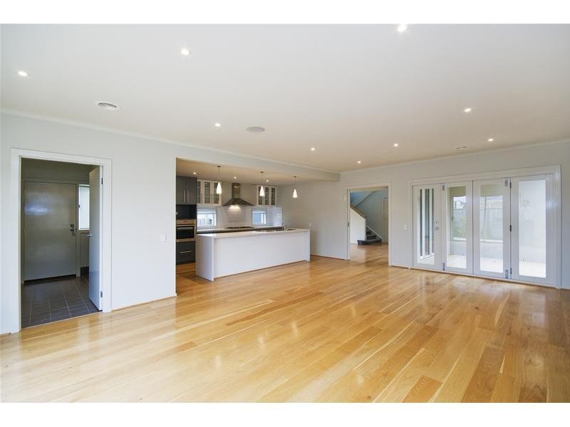 7 Wetlands Boulevard, Williams Landing VIC 3027