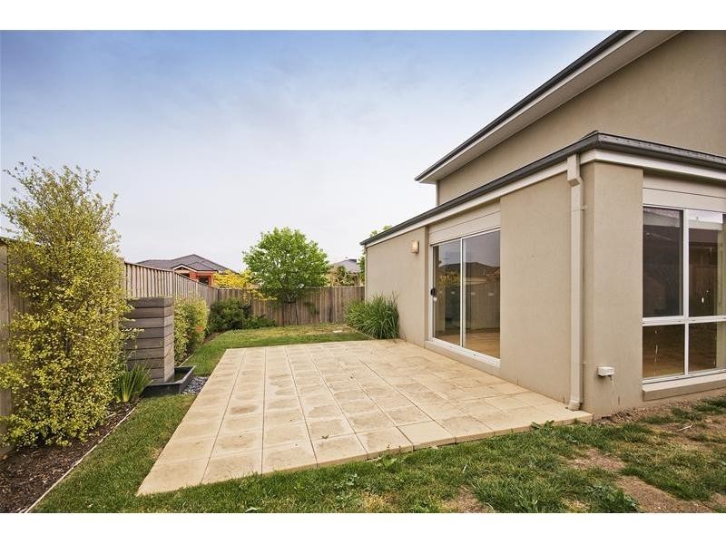 7 Wetlands Boulevard, Williams Landing VIC 3027