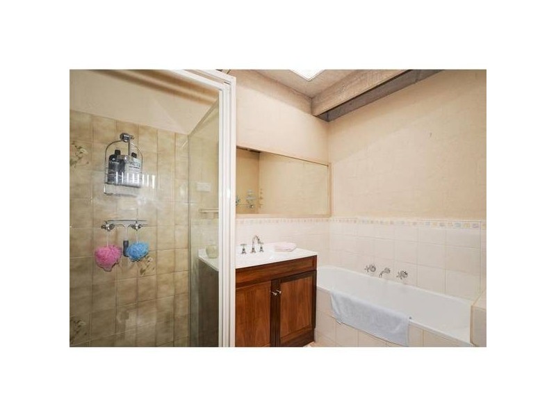 10 Oxford Way, Wyndham Vale VIC 3024