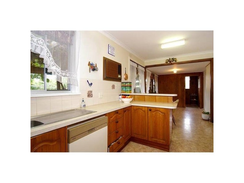 6 Tyrone Street, Werribee VIC 3030