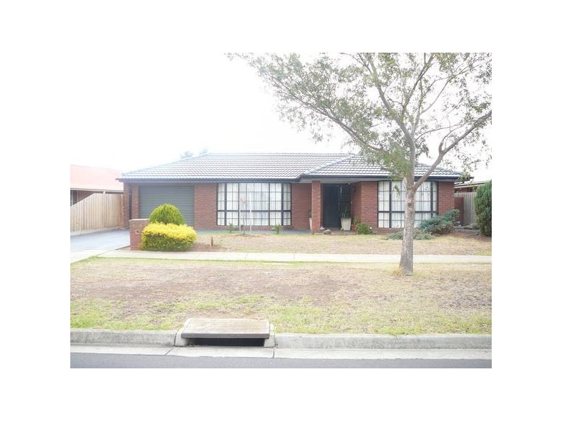 26 Thames Boulevard, Werribee VIC 3030