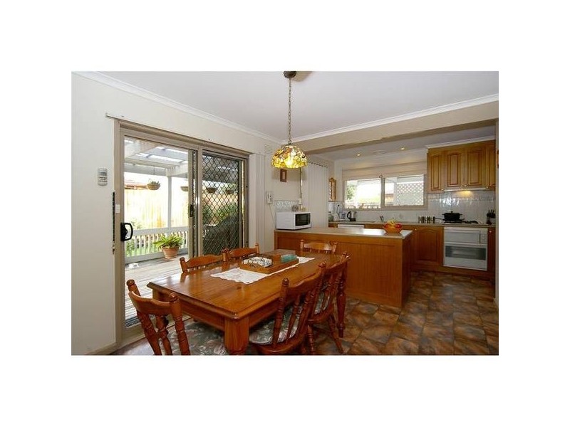 12 Merrett Avenue, Hoppers Crossing VIC 3029