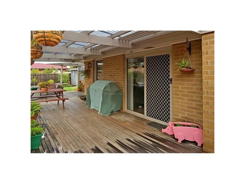 12 Merrett Avenue, Hoppers Crossing VIC 3029