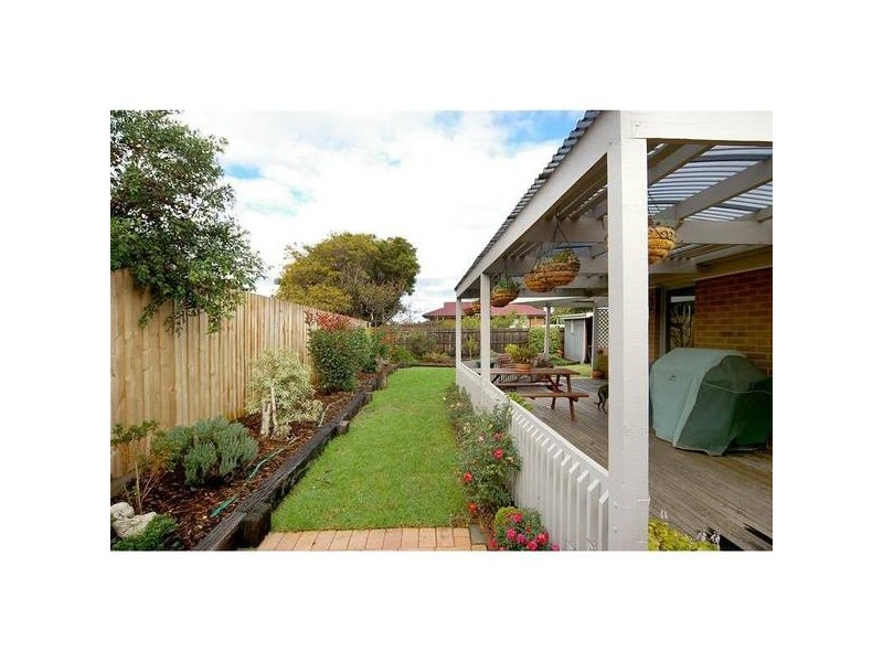 12 Merrett Avenue, Hoppers Crossing VIC 3029