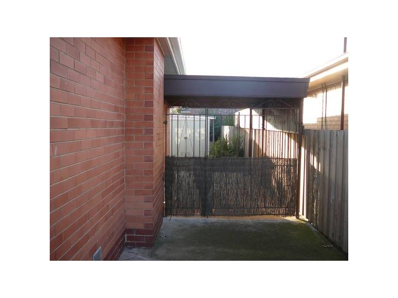 18 Deutgam Street, Werribee VIC 3030