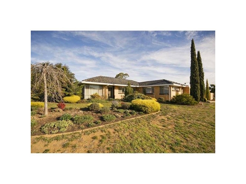 2 Burnham Drive, Hoppers Crossing VIC 3029