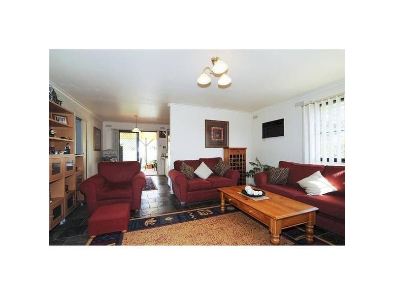 20 Daphne Crescent, Werribee VIC 3030