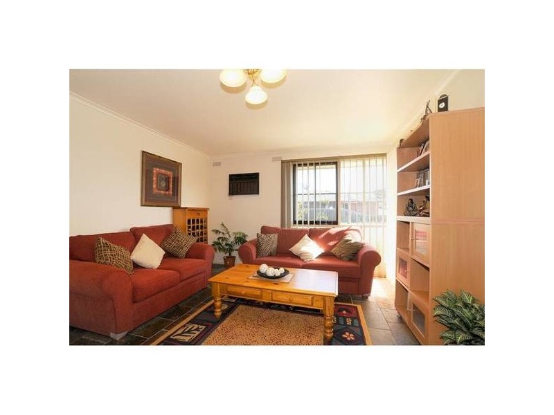 20 Daphne Crescent, Werribee VIC 3030